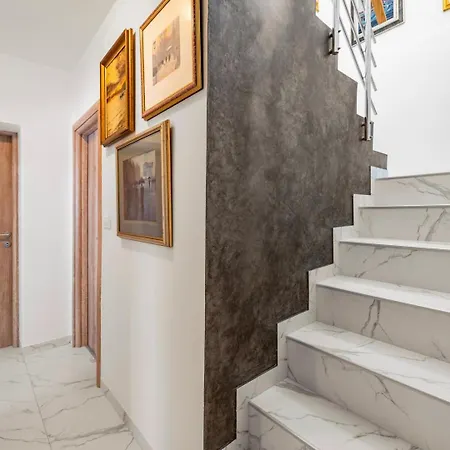 Vila Ewala